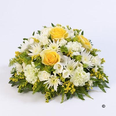 Classic Posy   Yellow and White